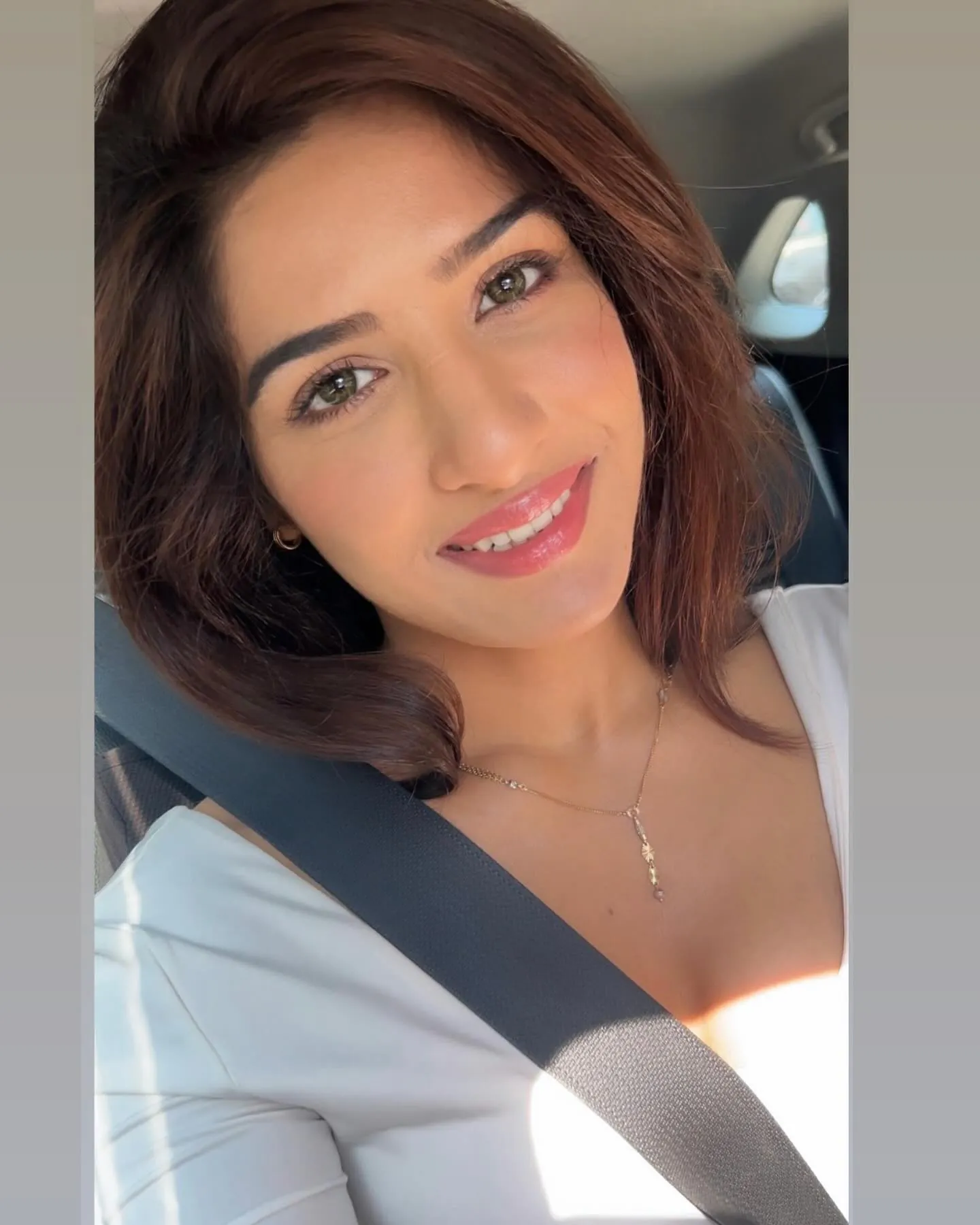 Neha Khan - neha-khan-sexy-39.webp
